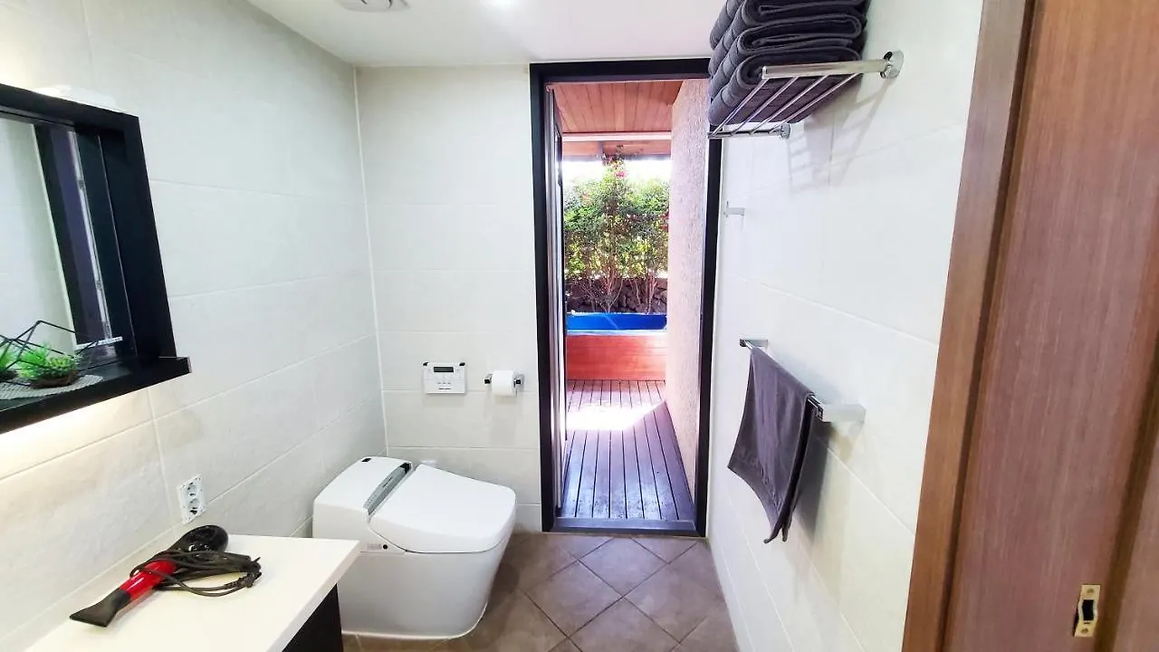 Marvillrick Spa&Poolvilla Jeju